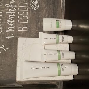 Rodan+fields: Soothe mini/travel regimen